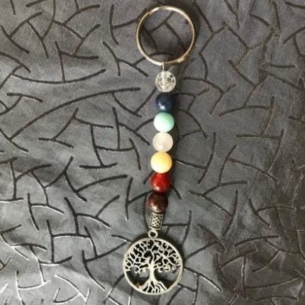 porte clés arbre de vie et les 7 chakras
